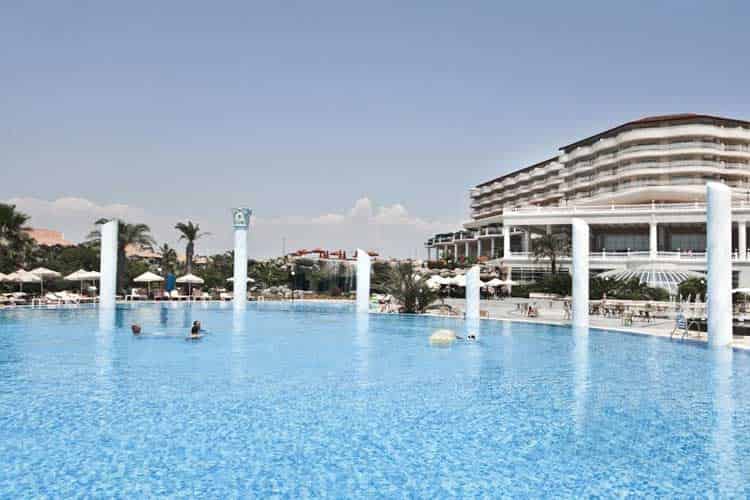Sunrise Resort Hotel